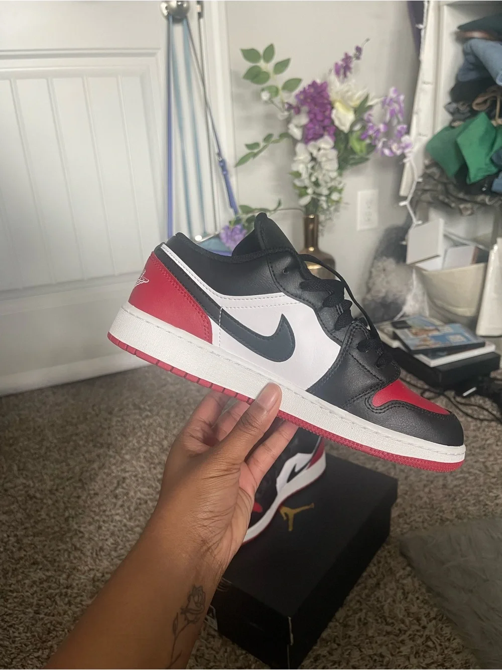 Nike Air Jordan 1 Low GS Black/White/Red Big Kids